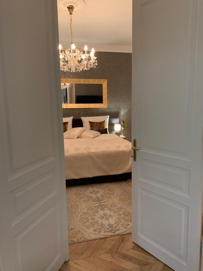 Sophies Place Yppenplatz - Imperial Lifestyle Parking Appartamento Vienna