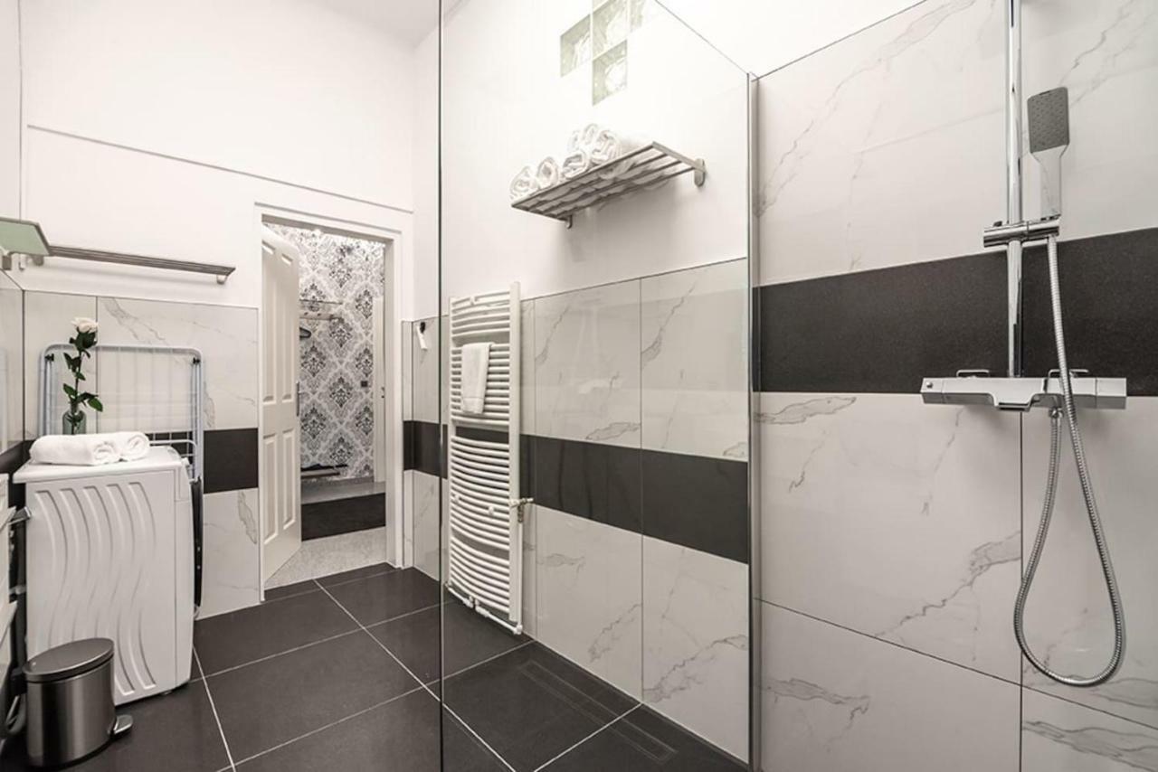 Sophies Place Yppenplatz - Imperial Lifestyle Parking Appartamento Vienna
